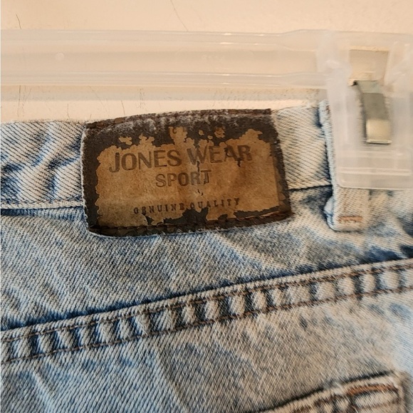Jones wear sport loose fit Distressed jeans size womens 10 - Picture 4 of 4